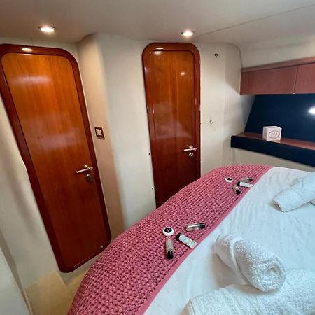 Boat Accommodation Ltd 토키 외부 사진
