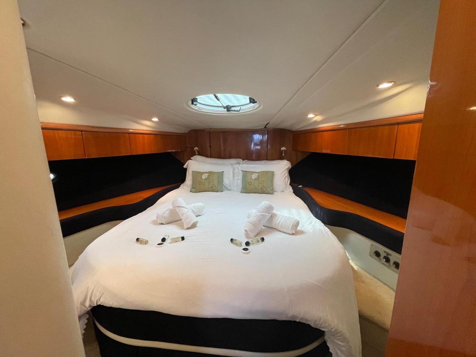 Boat Accommodation Ltd 토키 외부 사진